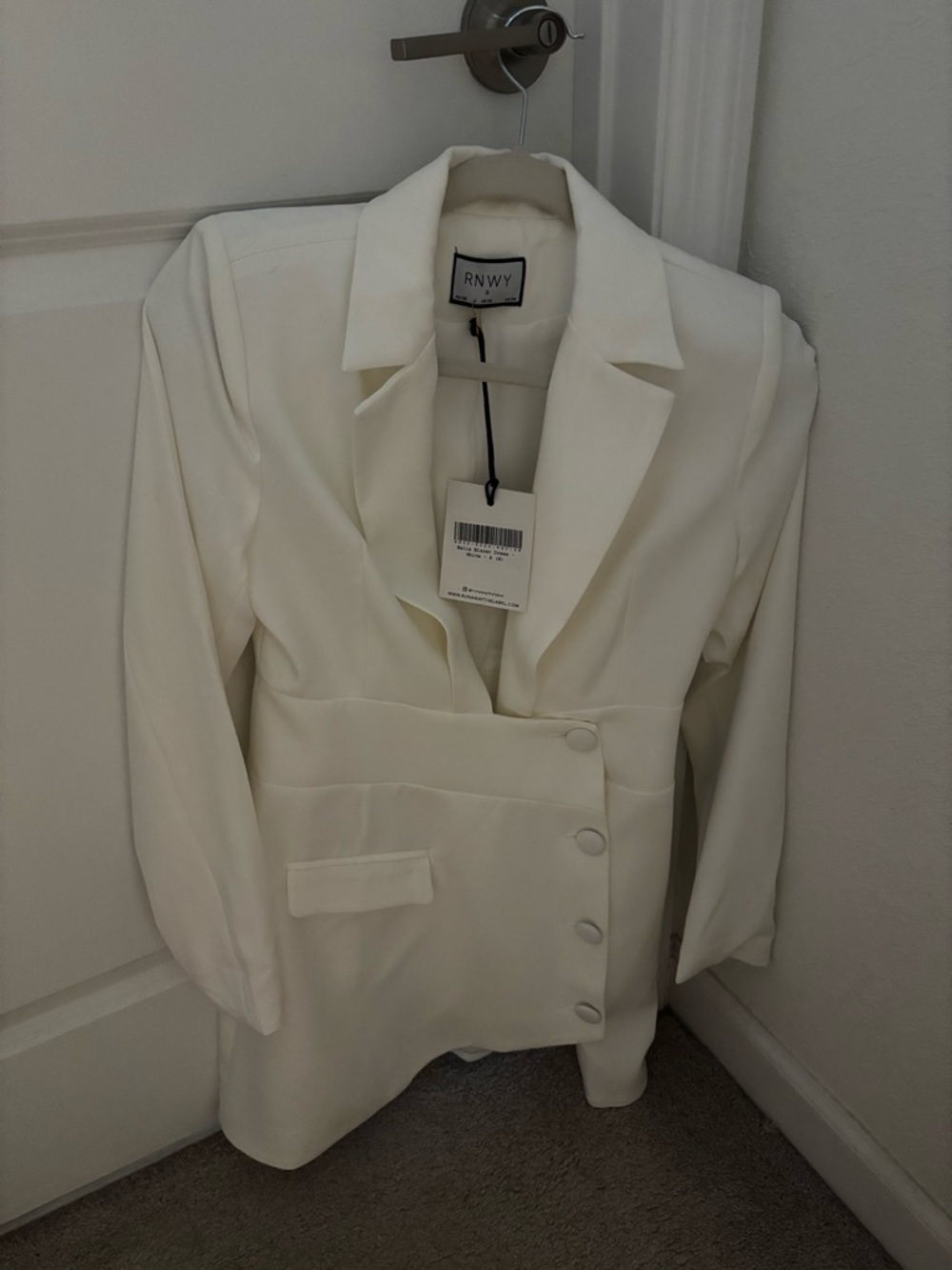 RNWY Women's Cream Long-Sleeve Structured Dress Blazer